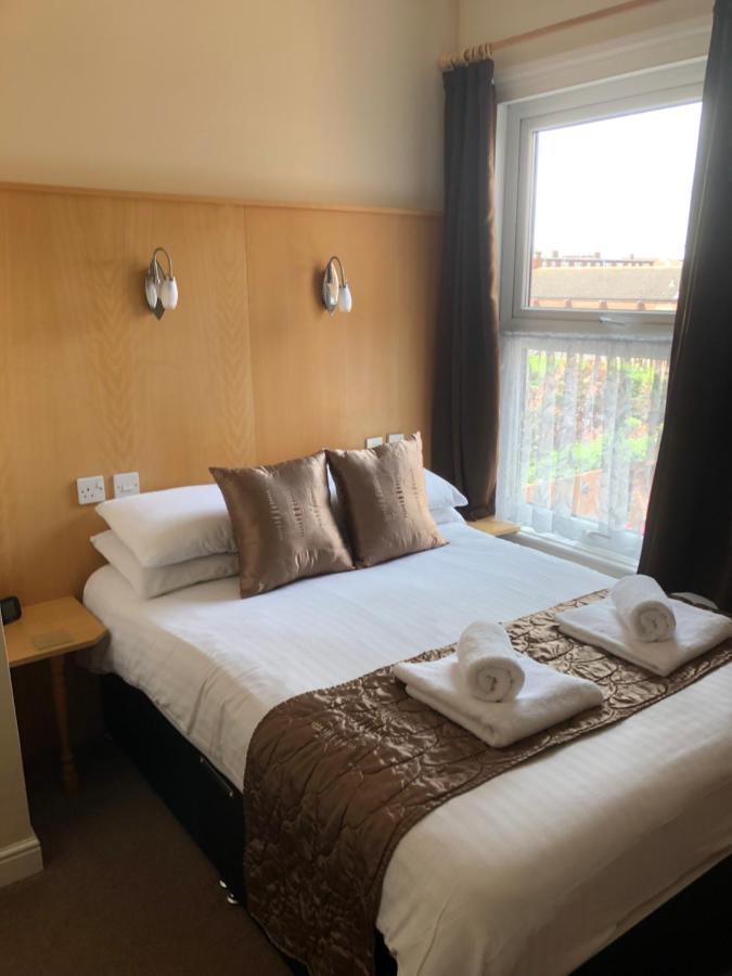 Spindrift Guest House - Adults Only Грейт-Ярмут Экстерьер фото