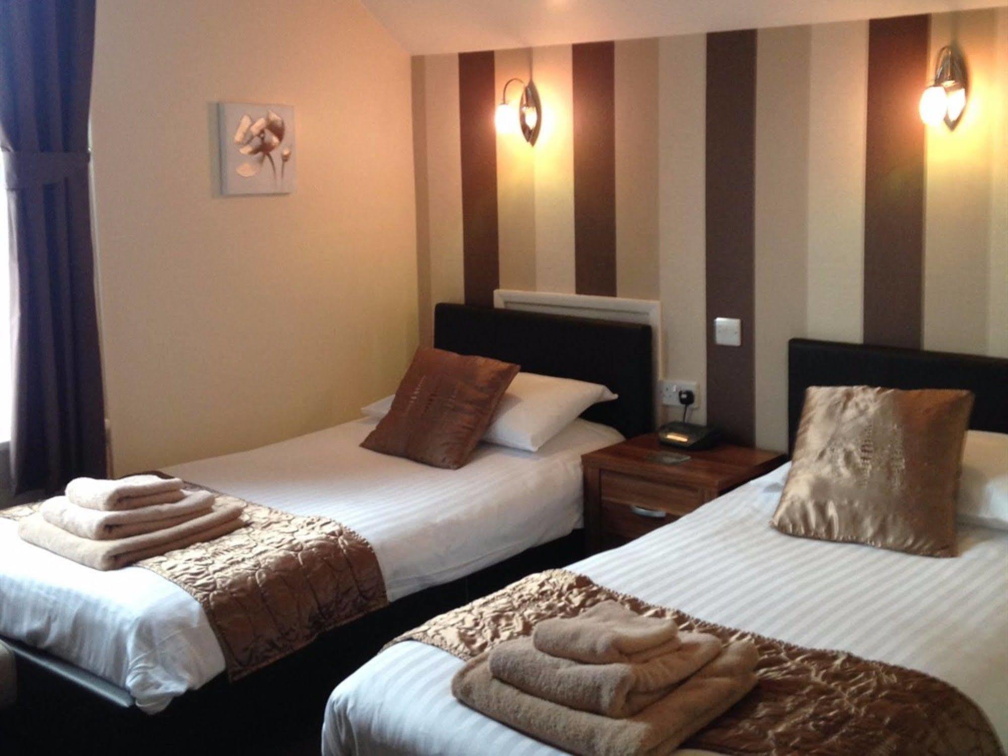 Spindrift Guest House - Adults Only Грейт-Ярмут Экстерьер фото