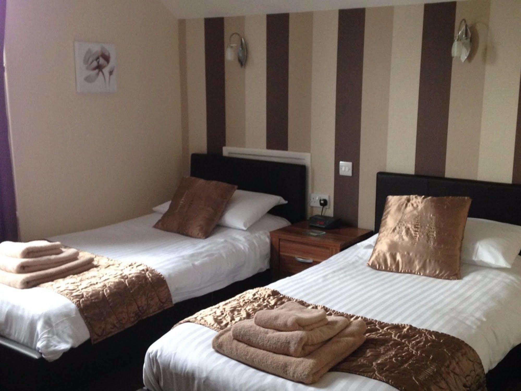 Spindrift Guest House - Adults Only Грейт-Ярмут Экстерьер фото